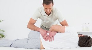 bolesti chrbta v bedrovej oblasti masáž